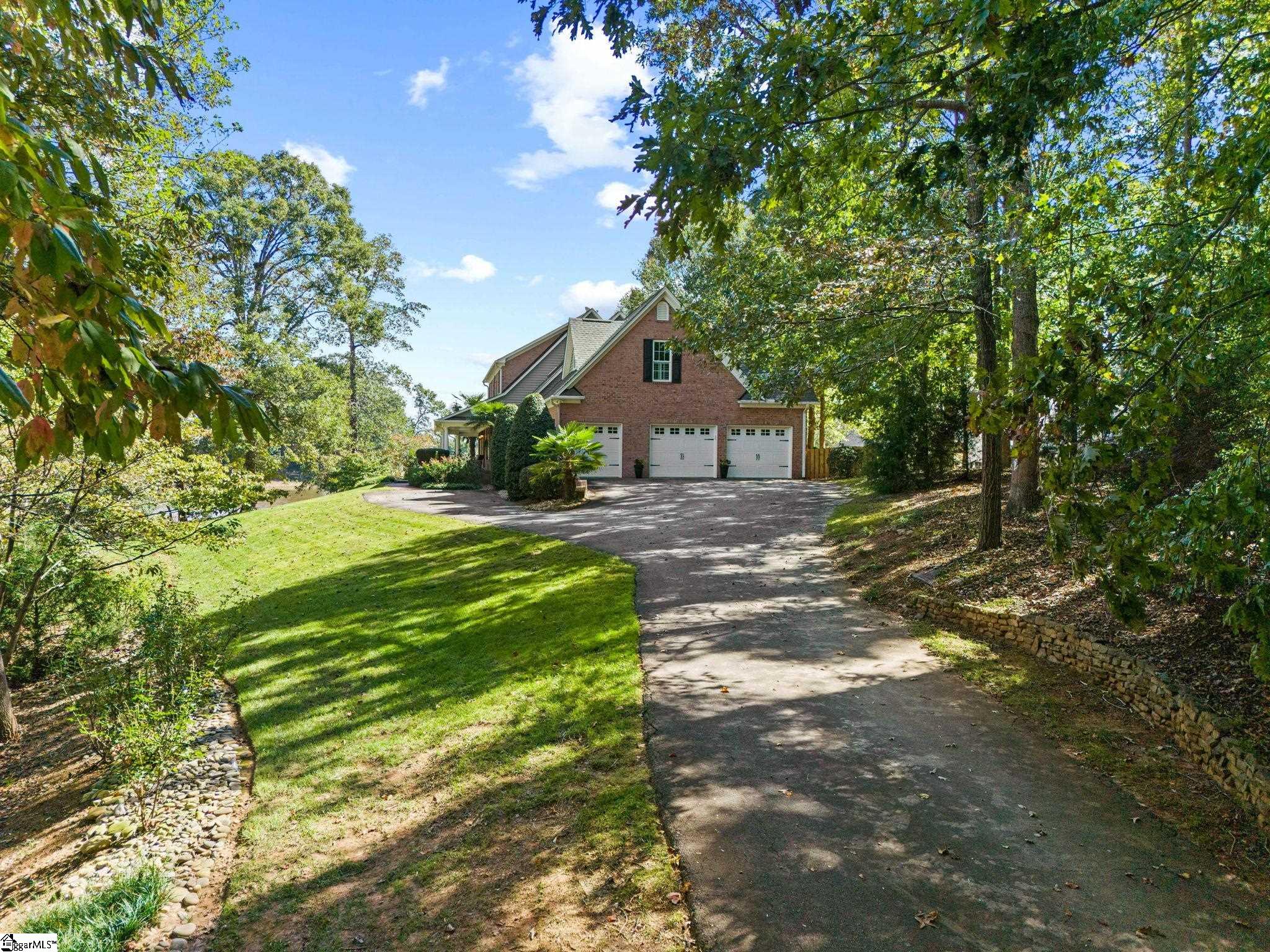 650 Ship Wreck Place Inman, SC 29349 - Photo 3 of 36