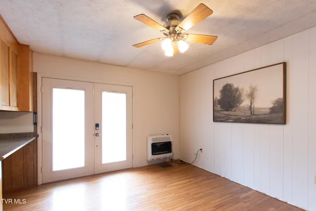 $479,000 | 27141 Old Saltworks Road, Meadowview, VA 24361