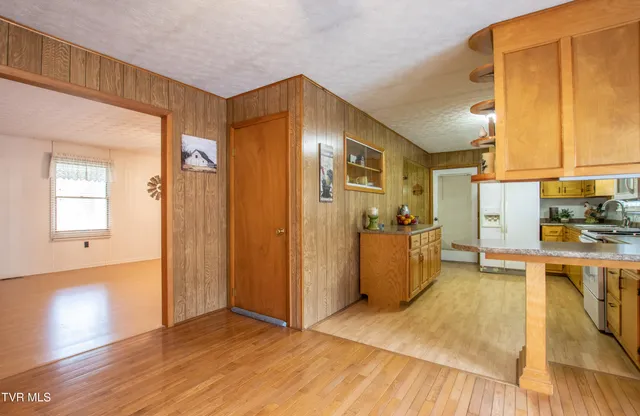 $479,000 | 27141 Old Saltworks Road, Meadowview, VA 24361