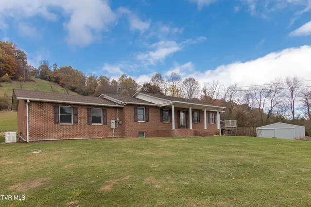 $479,000 | 27141 Old Saltworks Road, Meadowview, VA 24361
