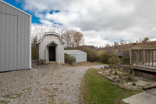 $464,000 | 27141 Old Saltworks Road, Meadowview, VA 24361