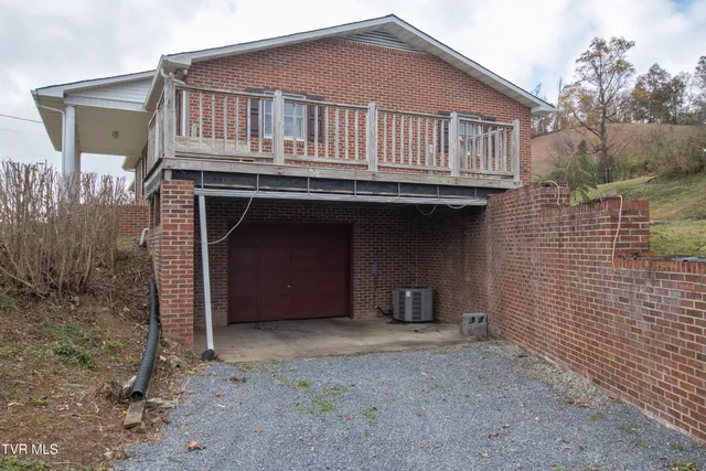 $479,000 | 27141 Old Saltworks Road, Meadowview, VA 24361