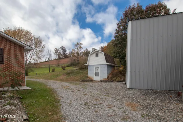 $479,000 | 27141 Old Saltworks Road, Meadowview, VA 24361