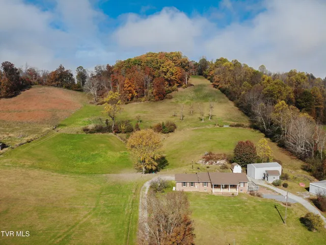 $479,000 | 27141 Old Saltworks Road, Meadowview, VA 24361