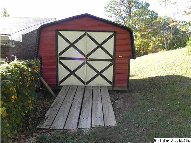 601 Crestview Road Anniston, AL 36207 - Photo 10 of 24