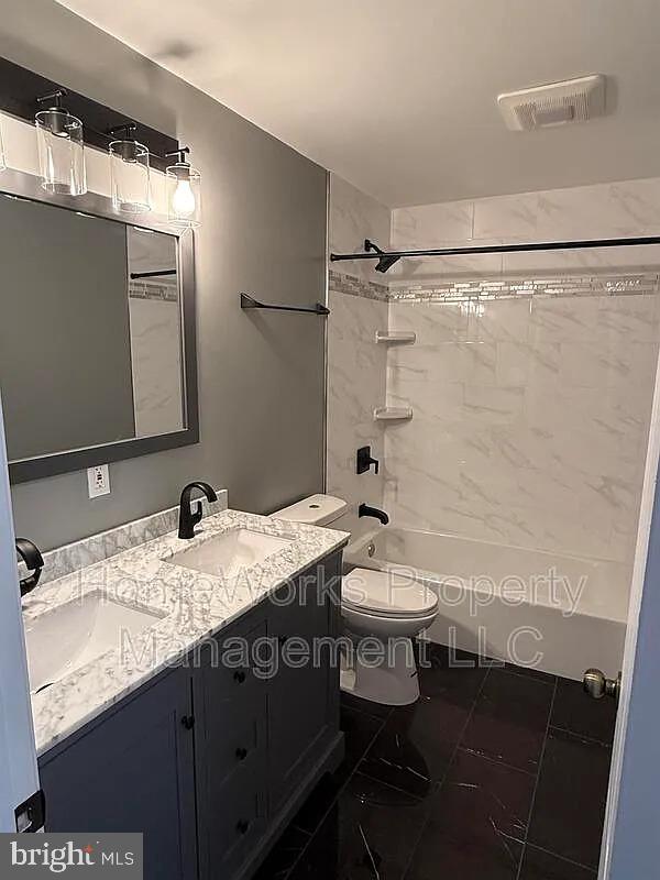 1139 Hull Street Baltimore, MD 21230 - Photo 3 of 5