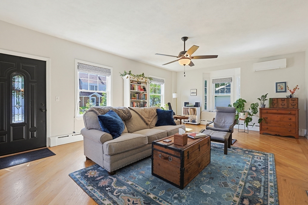9 Commonwealth Avenue Dedham, MA 02026 - Photo 4 of 37