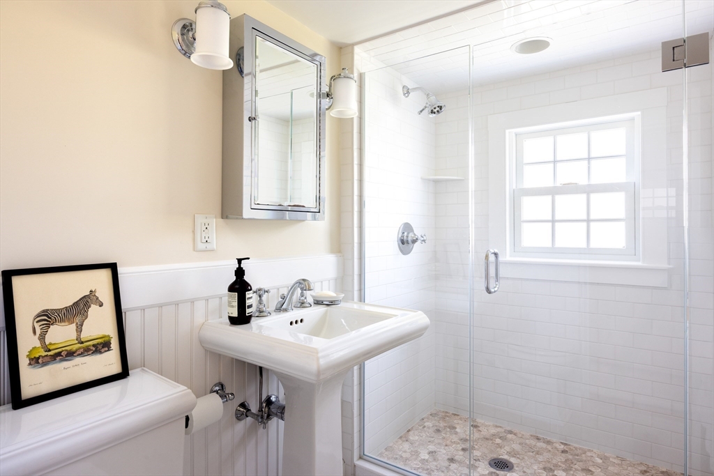 164 Willard Road Brookline, MA 02445 - Photo 22 of 27