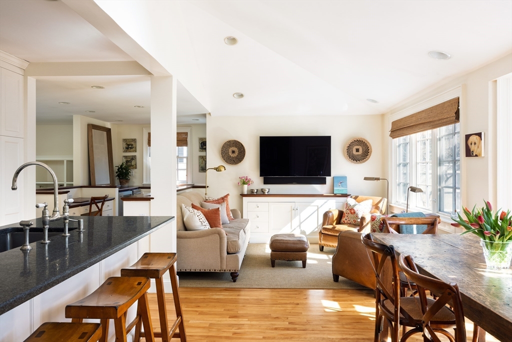 164 Willard Road Brookline, MA 02445 - Photo 8 of 27