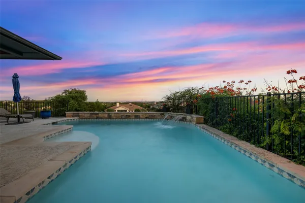 $500,000 | 20403 Highland Lake Drive, Lago Vista, TX 78645