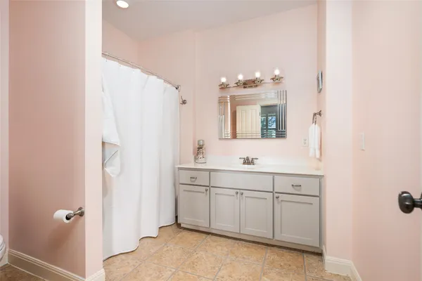$500,000 | 20403 Highland Lake Drive, Lago Vista, TX 78645