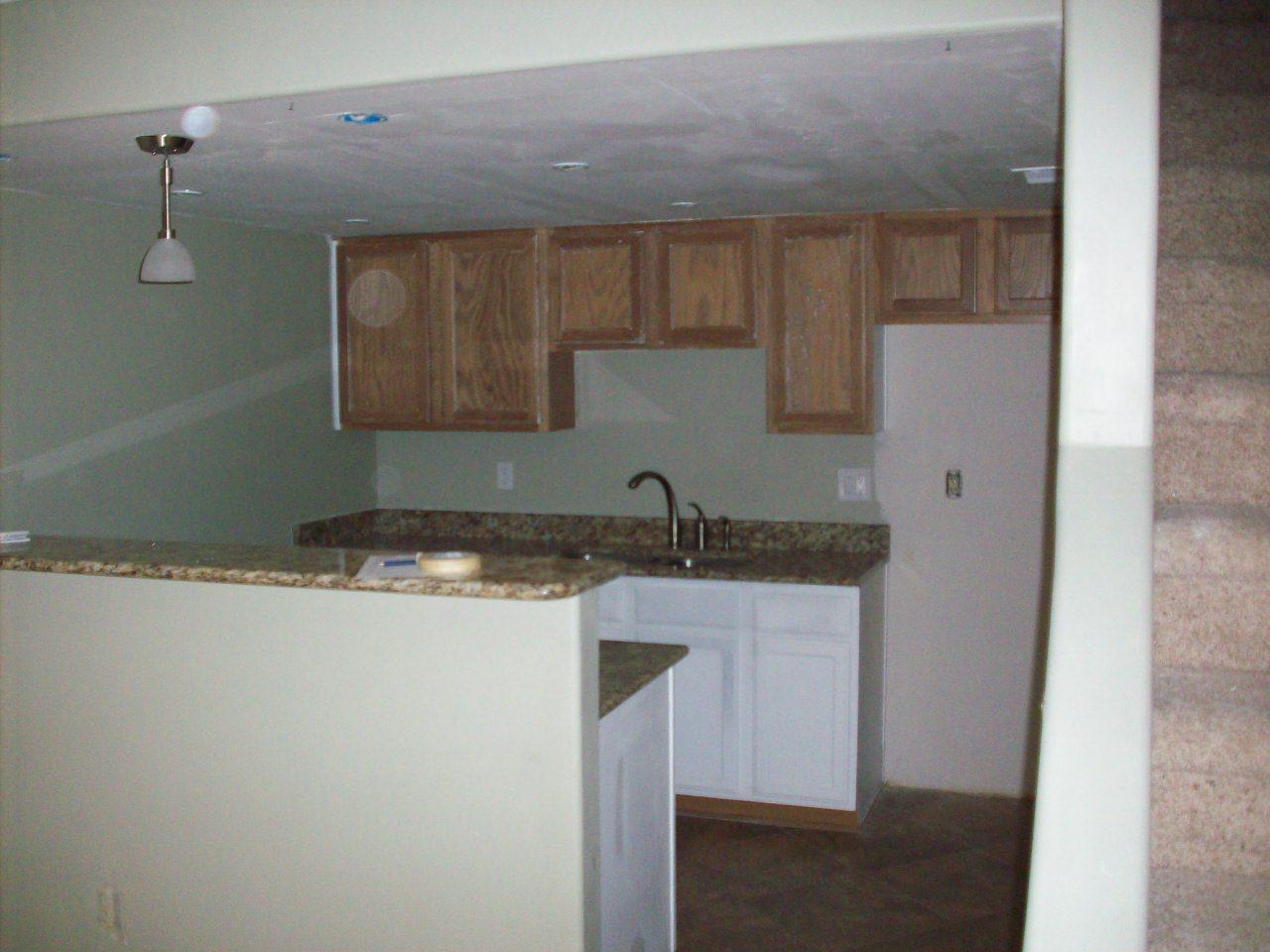 3511 East Baseline Road, Unit 1053 Phoenix, AZ 85042 - Photo 6 of 13 Kitchen