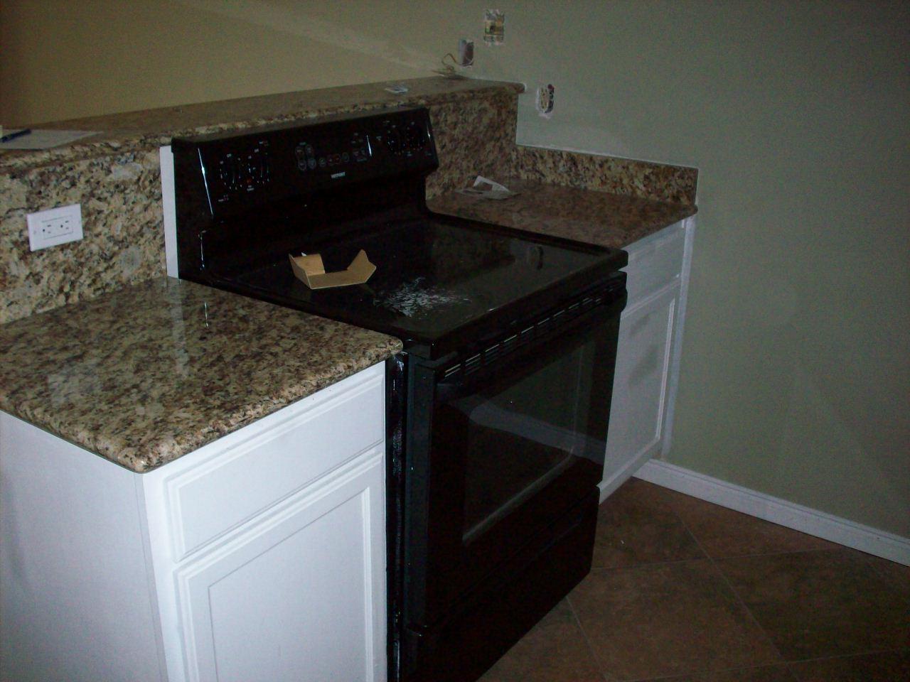 3511 East Baseline Road, Unit 1053 Phoenix, AZ 85042 - Photo 9 of 13 Kitchen