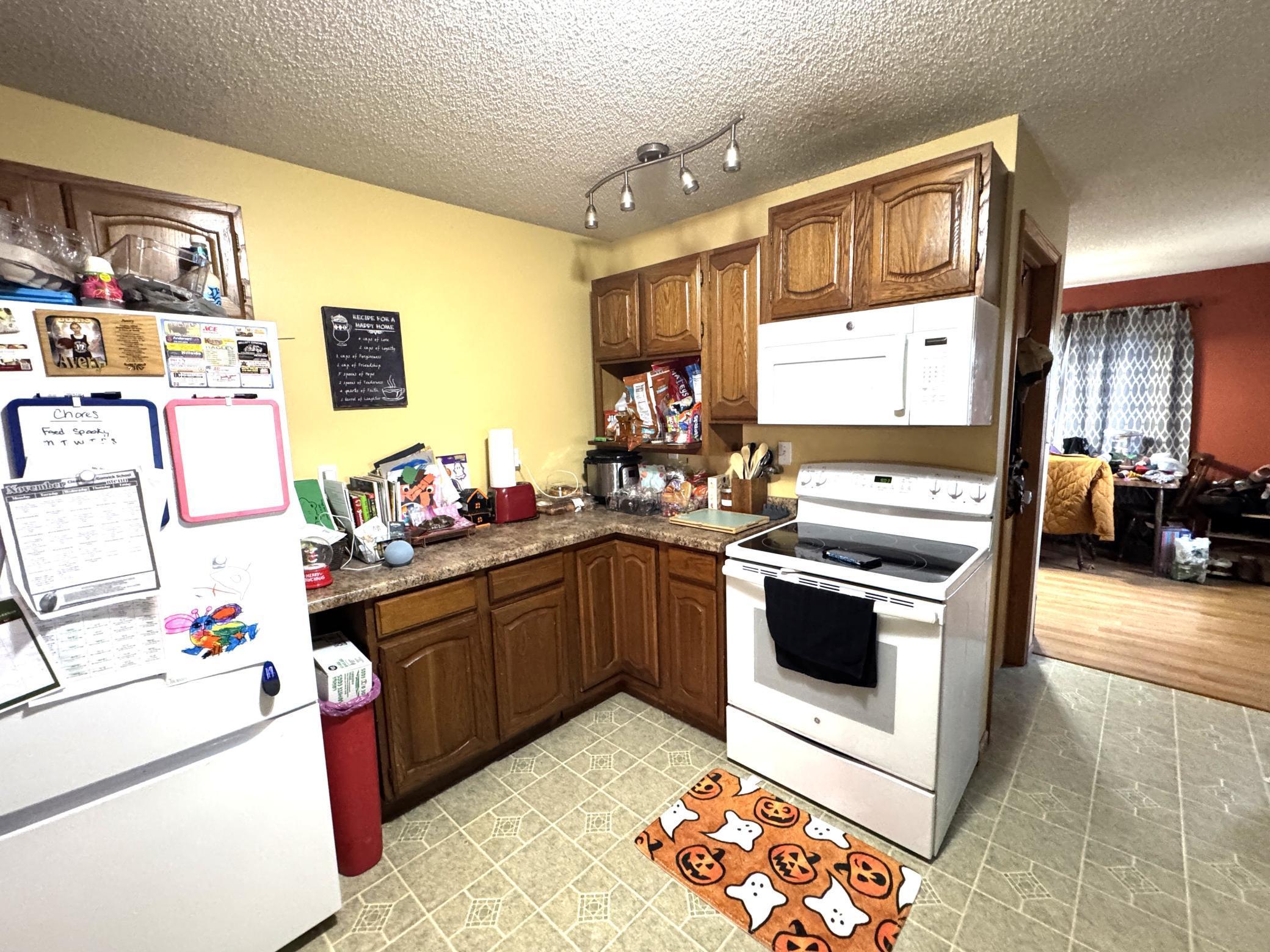 130 7th Street Northeast Bagley, MN 56621 - Photo 13 of 40