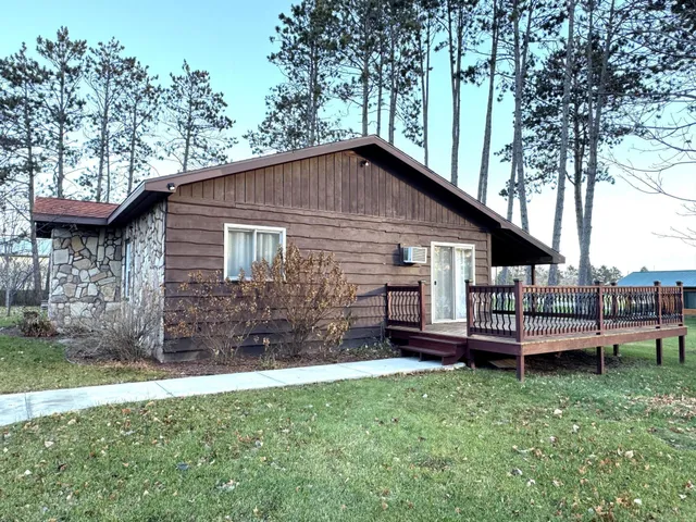 $225,000 | 130 7th Street Northeast, Bagley, MN 56621