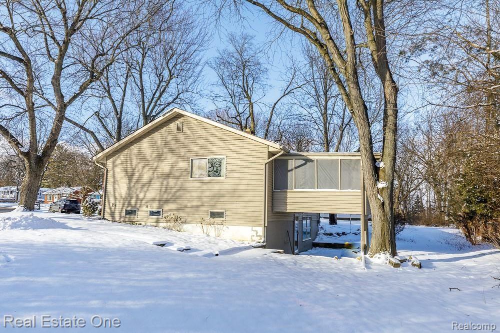 404 Wonder Lane Romeo, MI 48065 - Photo 5 of 28