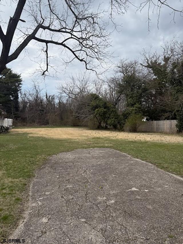 1611 Shore Road Northfield, NJ 08225 - Photo 2 of 3 a view of a field