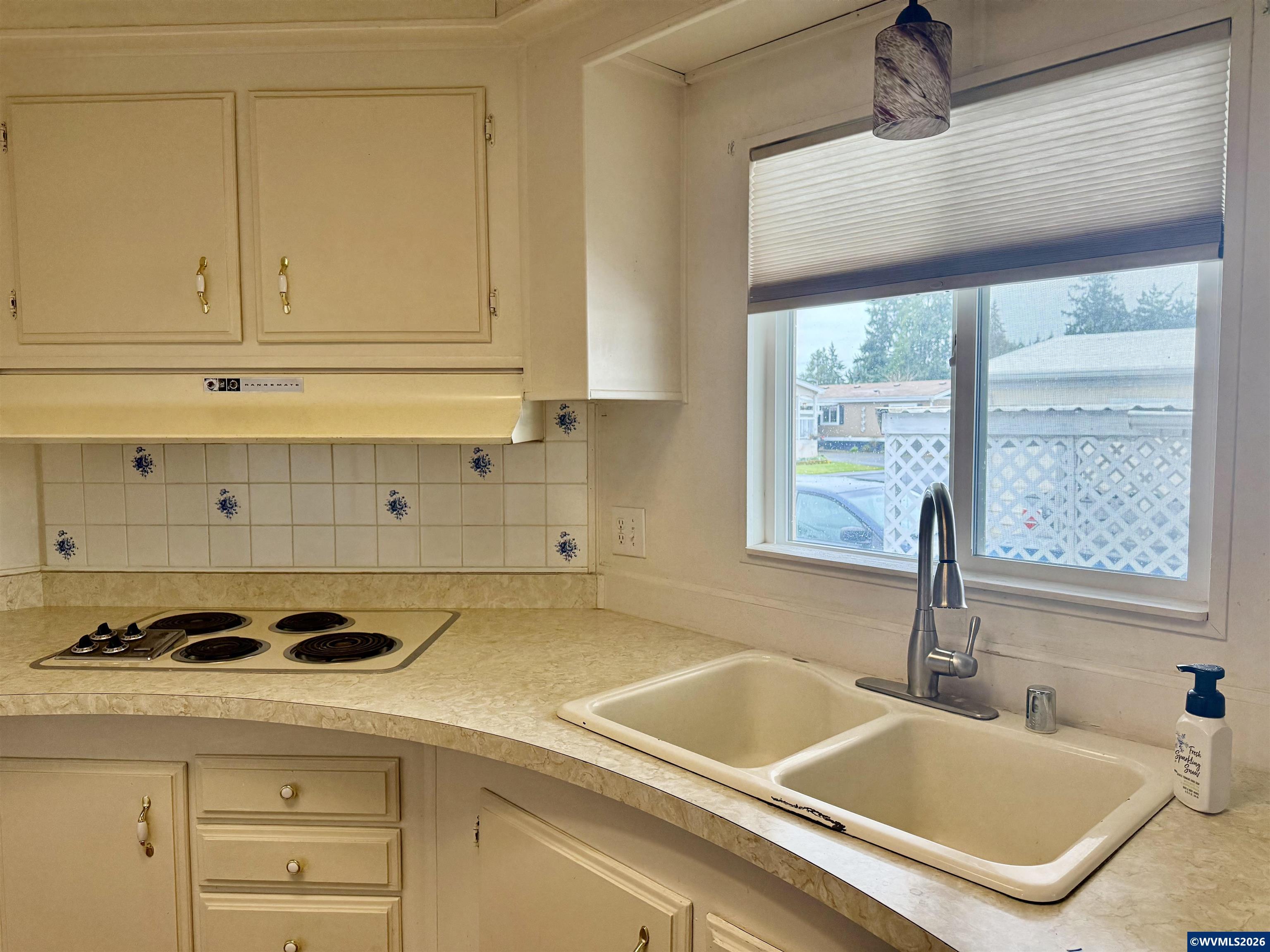 5422 Portland Road Northeast, Unit 24 Salem, OR 97305 - Photo 12 of 36