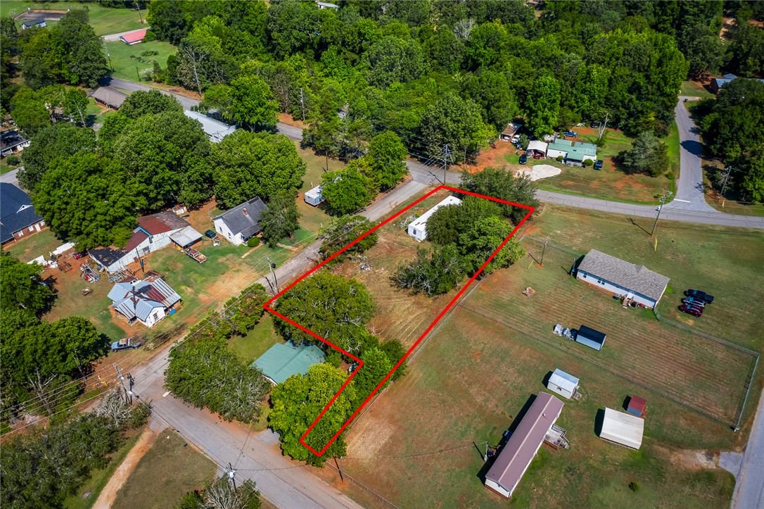 724 County Rd S-01-207 Calhoun Falls, SC 29628 - Photo 8 of 11 Gallery Image 8
