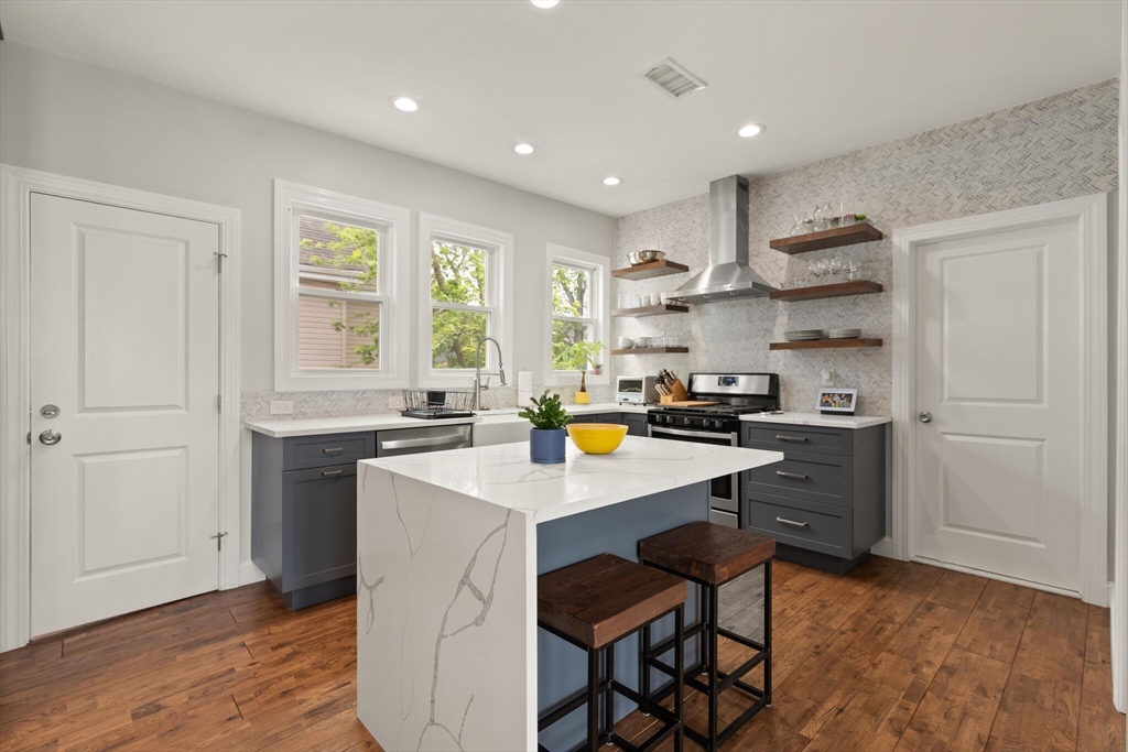 22 Radcliffe Road, Unit 2 Somerville, MA 02145 - Photo 2 of 16