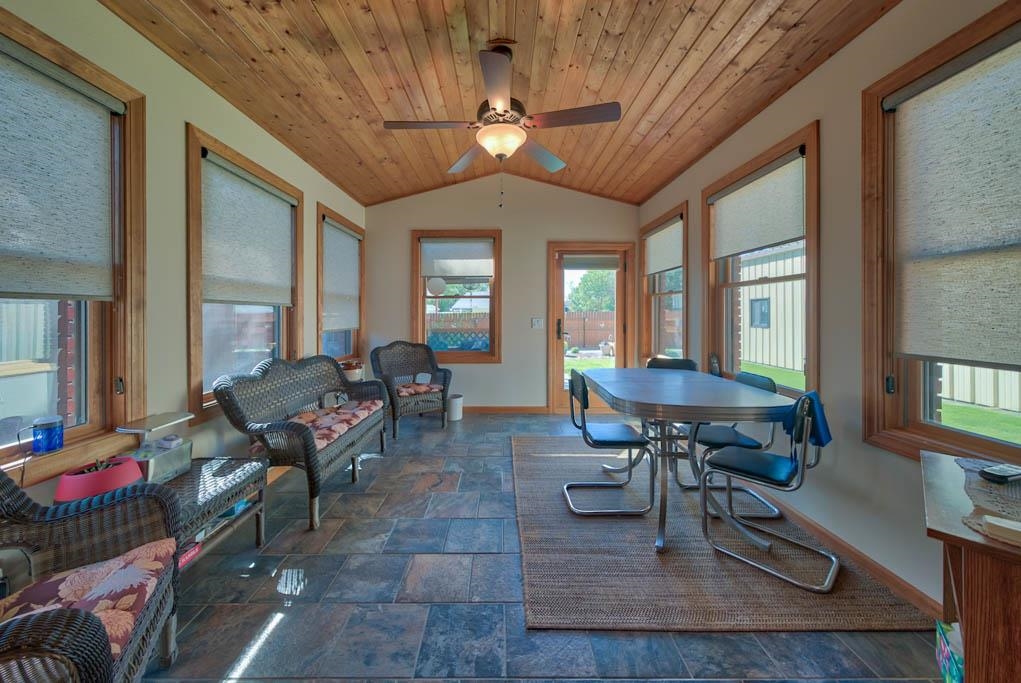 1806 Circle Road Worland, WY 82401 - Photo 10 of 41