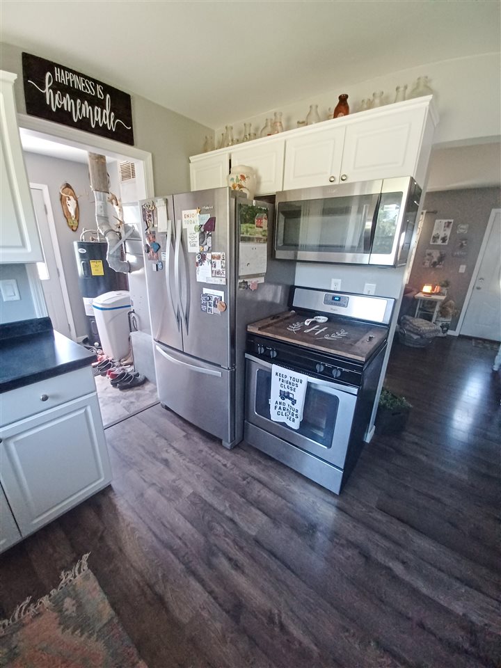 13417 Gasper Road St. Charles, MI 48655 - Photo 7 of 23 50079778-6.JPG