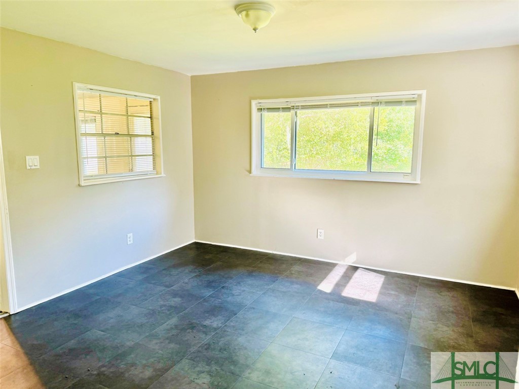 506 Woodley Road Savannah, GA 31419 - Photo 9 of 15 Gallery Image 9