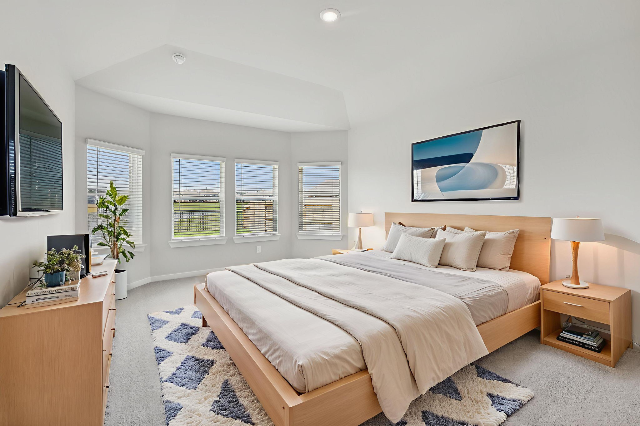 5810 Chamberlain Crossing Rosenberg, TX 77471 - Photo 19 of 46 Photo is not of the actual home, but is an inspirational photo of builder’s model home and may depict options, furnishings, and/or decorator features that are not included