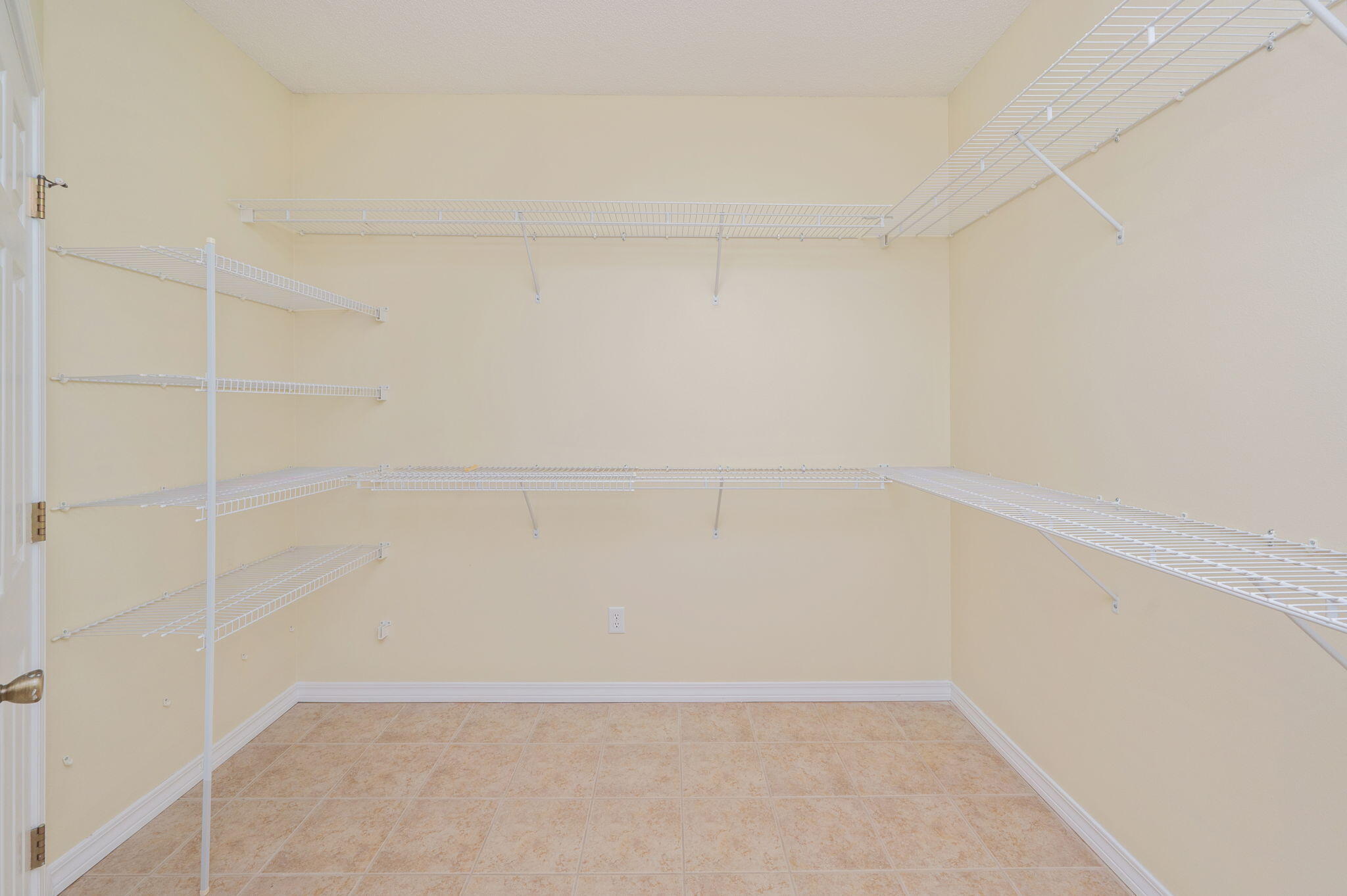 5552 Frontier Drive Crestview, FL 32536 - Photo 29 of 50 a view of an empty room
