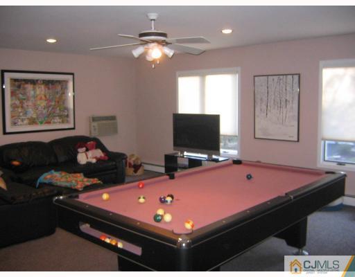 3 Cherokee Road East Brunswick, NJ 08816 - Photo 7 of 10 Gallery Image 7