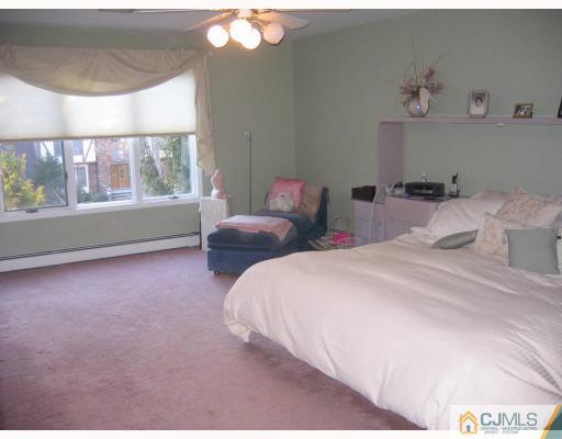 3 Cherokee Road East Brunswick, NJ 08816 - Photo 8 of 10 Gallery Image 8
