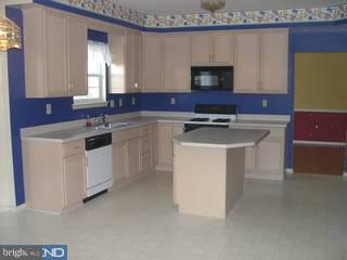 41 Kulp Road East Chalfont, PA 18914 - Photo 3 of 6 Gallery Image 3