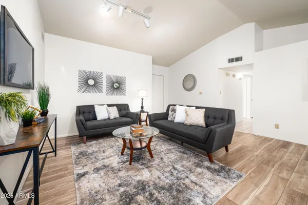 $425,000 | 11016 North 15th Street, Phoenix, AZ 85020