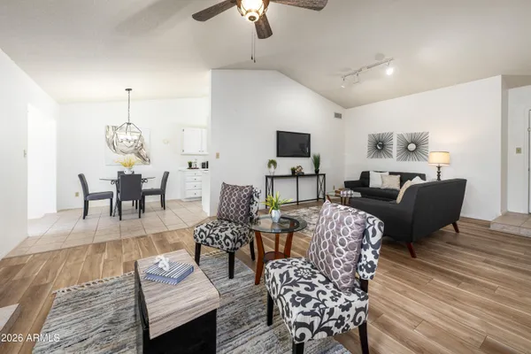 $425,000 | 11016 North 15th Street, Phoenix, AZ 85020