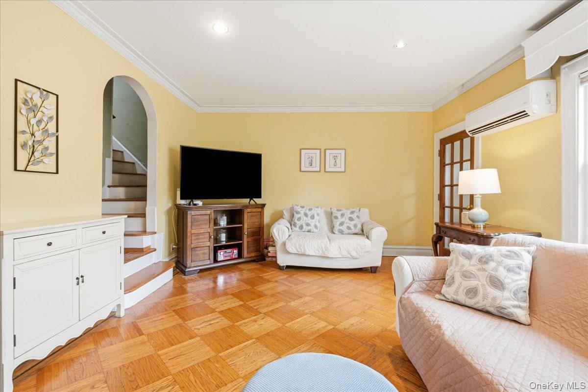85-26 67th Road Queens, NY 11374 - Photo 5 of 43