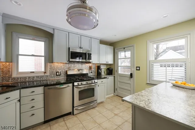 $725,000 | 409 South Union Avenue, Cranford, NJ 07016