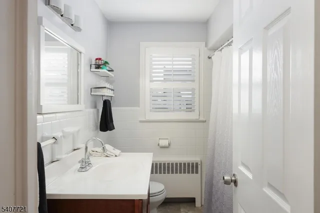 $725,000 | 409 South Union Avenue, Cranford, NJ 07016