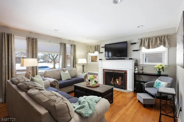 $725,000 | 409 South Union Avenue, Cranford, NJ 07016