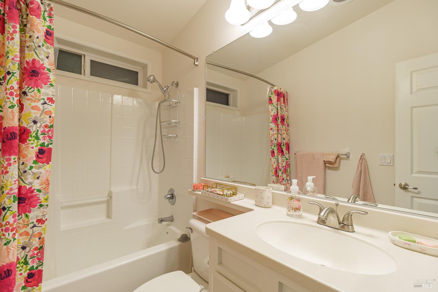 376 Glacier Way San Rafael, CA 94903 - Photo 15 of 30