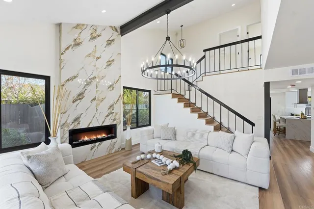 $1,575,000 | 4375 Calle De Vida, San Diego, CA 92124