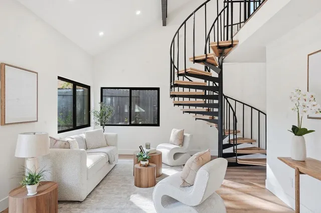 $1,575,000 | 4375 Calle De Vida, San Diego, CA 92124