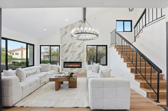 $1,575,000 | 4375 Calle De Vida, San Diego, CA 92124