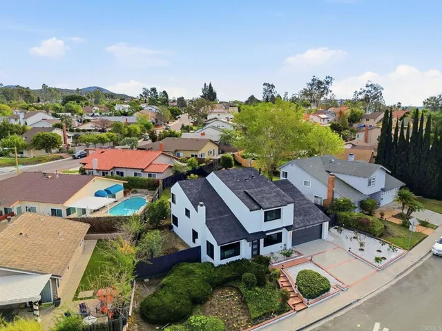 $1,575,000 | 4375 Calle De Vida, San Diego, CA 92124