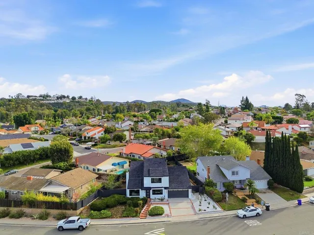 $1,575,000 | 4375 Calle De Vida, San Diego, CA 92124