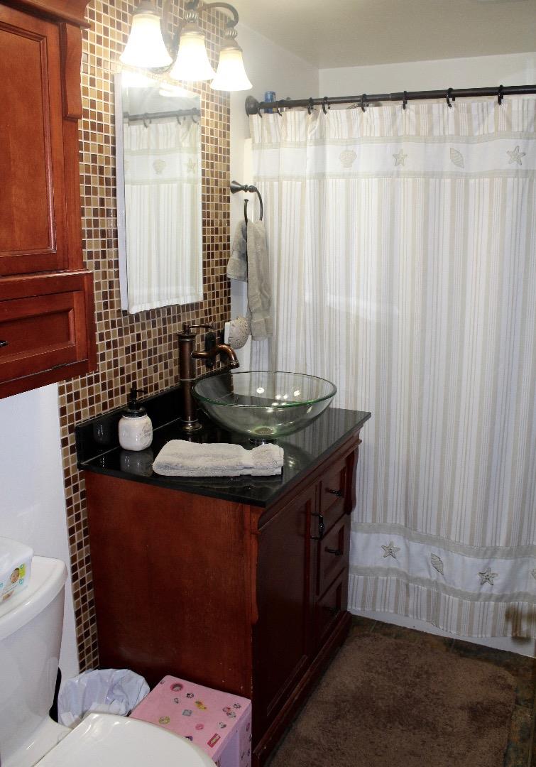 18832 Moro Road Salinas, CA 93907 - Photo 25 of 46 Gallery Image 25