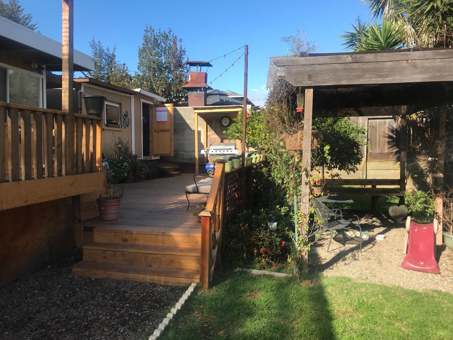 18832 Moro Road Salinas, CA 93907 - Photo 8 of 46 Gallery Image 8
