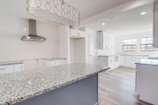 $389,900 | 200 Larosa Road, Long Beach, MS 39560