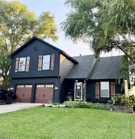 $385,000 | 269 West Cheyenne Street, Gardner, KS 66030