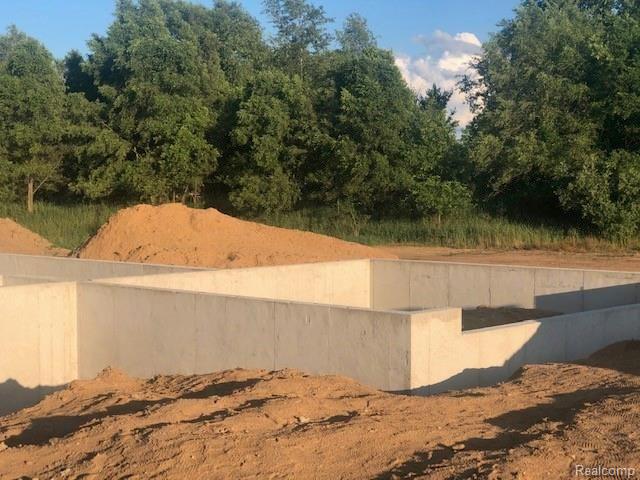 4023 Eastbridge Road Stockbridge, MI 49285 - Photo 8 of 10