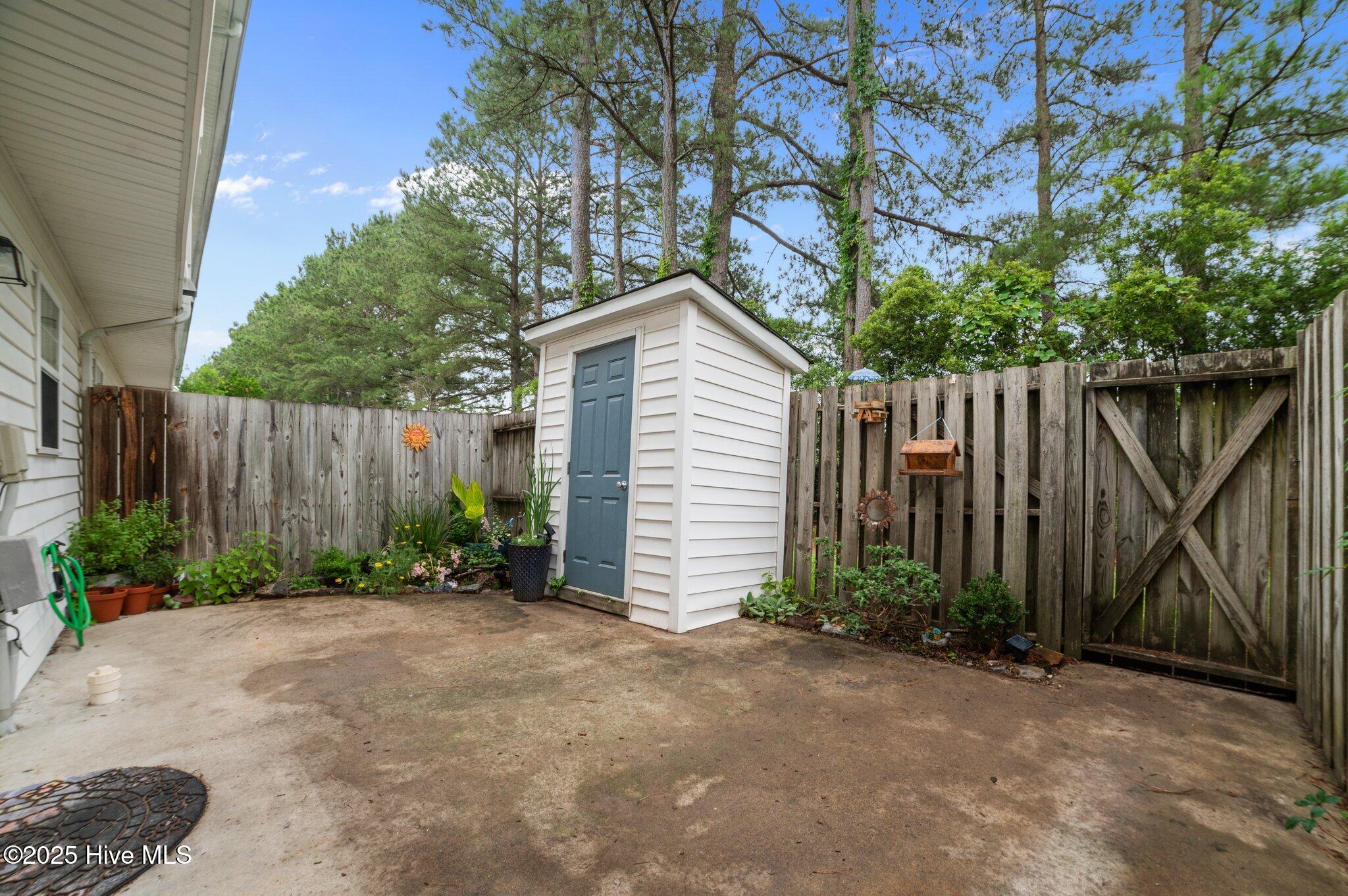 1005 Spring Forest Road, Unit G6 Greenville, NC 27834 - Photo 14 of 46 14-web-or-mls-LHV_1955